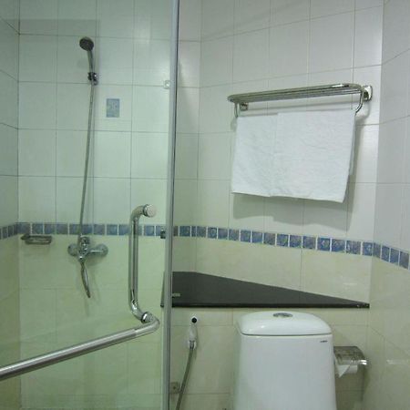 Thien Hoa Hotel Ho Chi Minh City Bagian luar foto